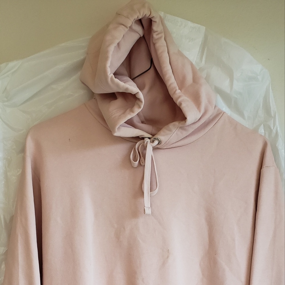 BASIC H&M. SWEATER FOR WOMEN.